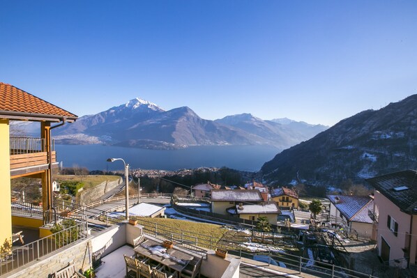 Lake View