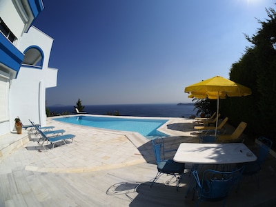 Anemolia Luxury Villa with private pool and amazing sea view