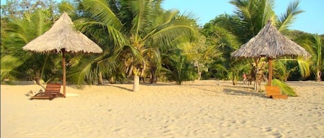 Laissez-vous aller et profiter de la plage chez reva castel