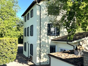 View of house from pool