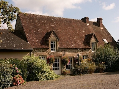 Idyllic house set in the countryside of Normandy with a heated swimming pool