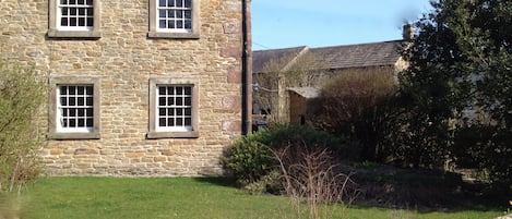 Vicarage Cottage, Hollinsclough, 6 miles from Buxton.