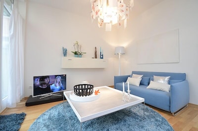Best deal in town ! 'Como' exclusives Designer-Apartment im Herzen von München
