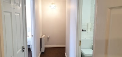 Garland Apartments,Tilbury-Modern Apartment with Spotify & Netflix