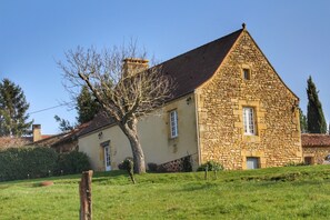 Les Belles Granges