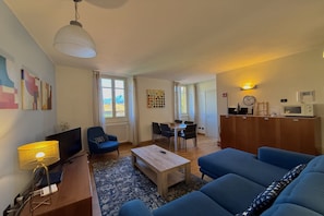 Living and dining room