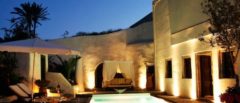 Courtyard view by night