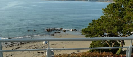 La plage du balcon, ainsi qu'à table à l'intérieur !