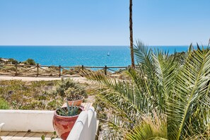 Terrasse mit Meeblick