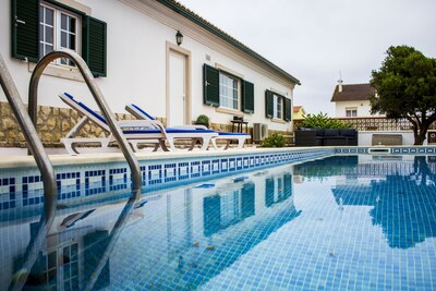 PrivatePool - Seaview - Ideal Family - 10min wlk to Beach - fully equipped 