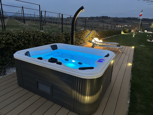 Bubbelpool utomhus