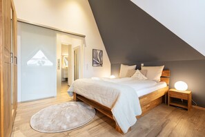 1. Schlafzimmer