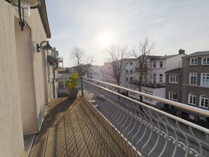 Winterlicher Blick Richtung Kirchenplatz