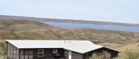 15 Bed Lodge on the Missouri River.  Your group is the only occupant of Lodge.