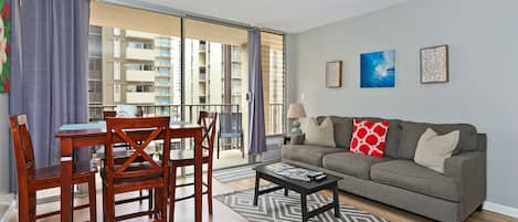 Charming Living Room with Dining Table