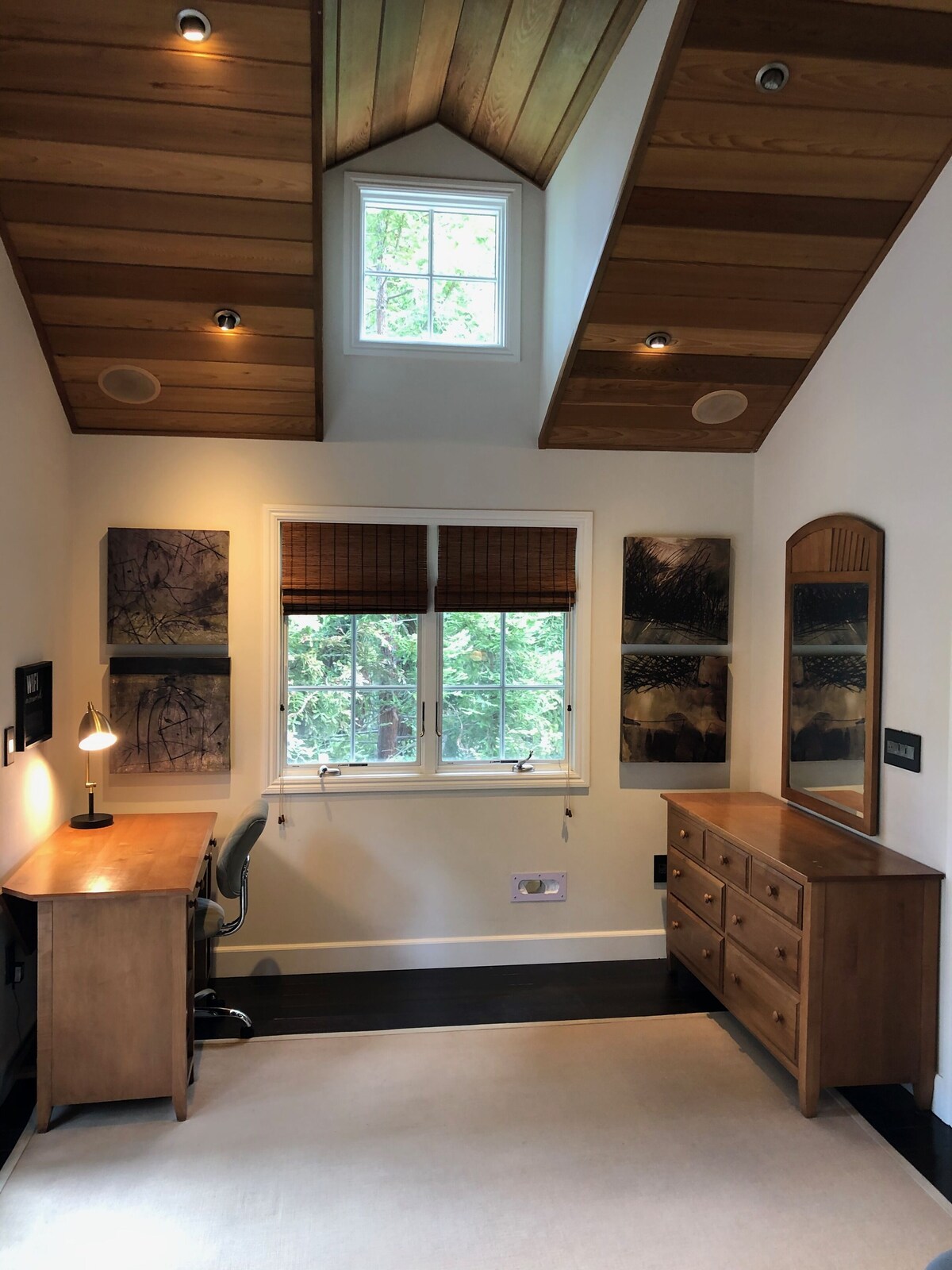 Creekside Casita walking distance to downtown San Carlos