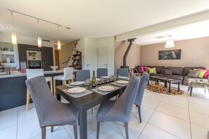 House for rent in Talloires