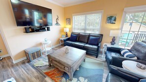McGees-Folly-Living Room