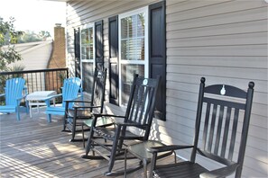 McGees-Folly-Porch