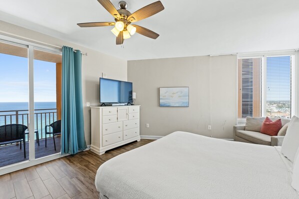 Splash Beach Resort Studio Rental 1101E-A