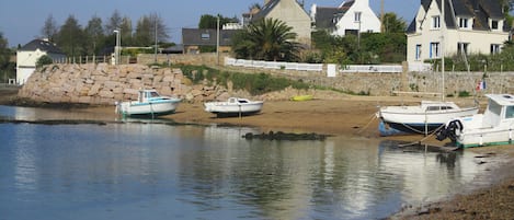 maison"les pieds dans l'eau"