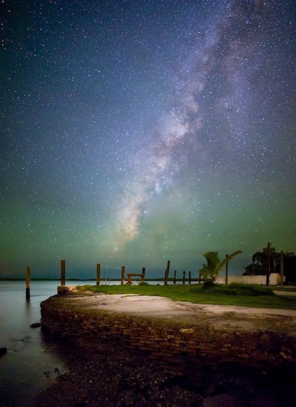 Night View~Standing on Beach /Boat Launch