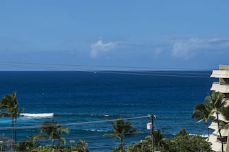 Ocean View! 2 Br 3 Bath Condo In Town!