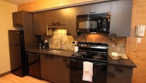 A well-equipped kitchen makes dining at 'home' convenient.