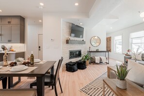 Cozy Gas Fireplace to Warm the Room