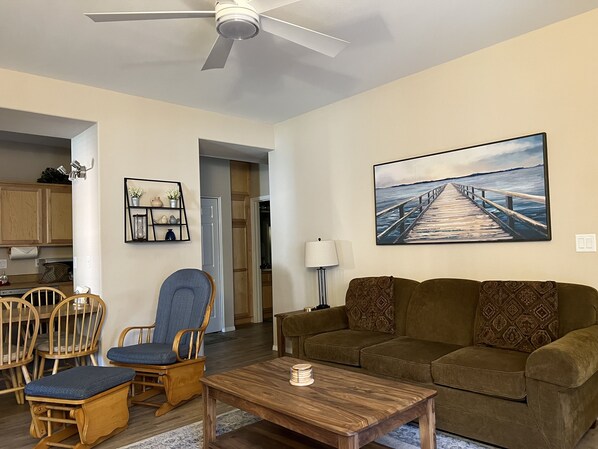 Main Living Area With New Ceiling Fan