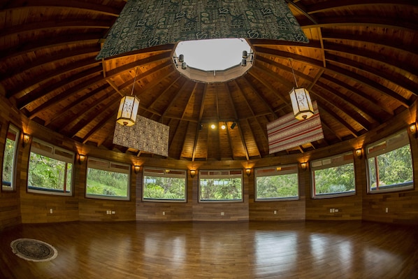 Inside the 30 foot cedar round room.
