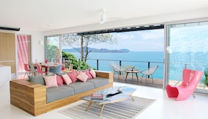 Pacific Ocean from the living room
