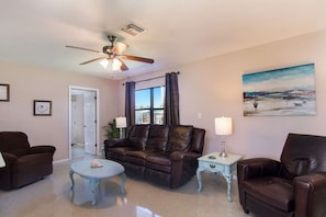 Living area 2