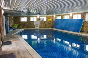 16 x 6 Indoor Pool Float