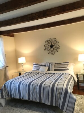 Master bedroom with brand new  Zinus mattress 