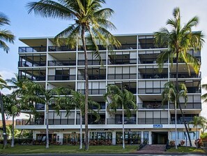 VIEW OF KONA ALII FROM ALII DRIVE