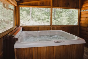 Hot Tub for 4.