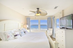 22-Emerald-Dunes-203-Master-Bed
