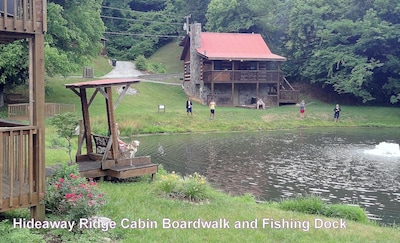 CABIN w/NATURE GARDEN, FISHING POND, CONVENIENT to RESTAURANTS, SHOPPING, SHOWS