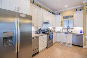 Kitchen with ice maker