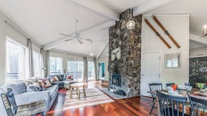 Enter into living/dining room