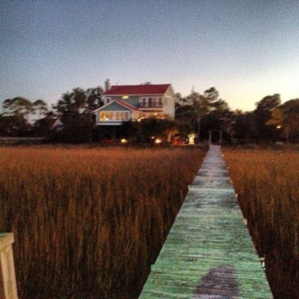 Riverveiw of house at 
dusk