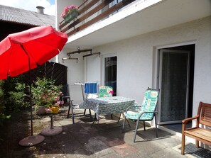 Whg. 1a, Terrasse - Südseite, 47 qm-Terrasse