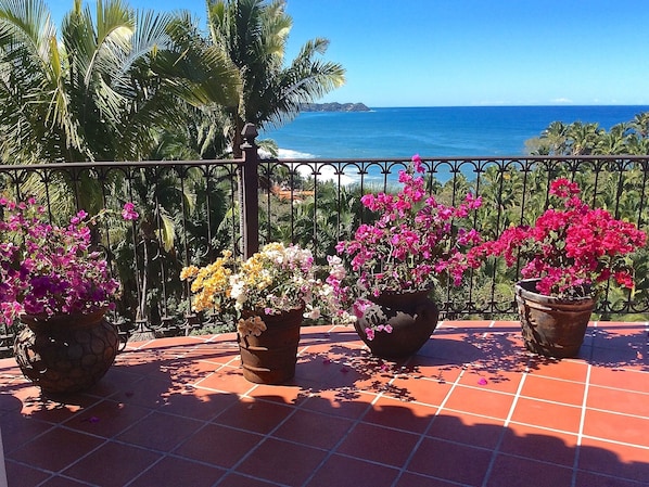 The VILLA DE VISTAS certainly does have stunning views, like this.