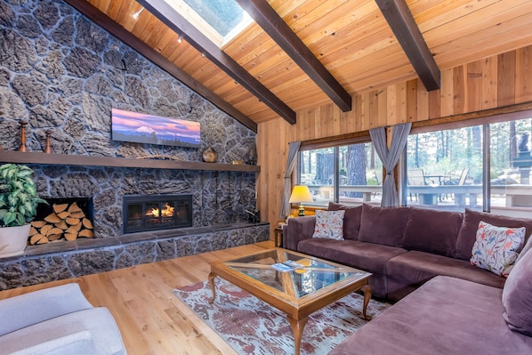 Living Room w/ Wood Fireplace-Upstairs