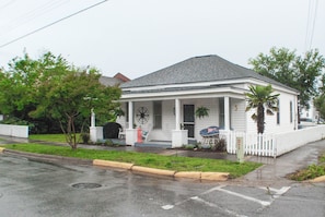 Corner Cottage