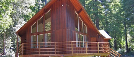Mendocino Redwood Retreat
