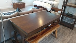 dinning seating for six