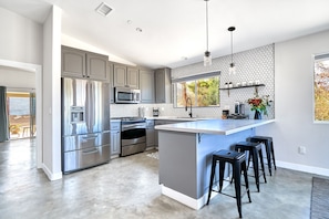 Open kitchen with island.