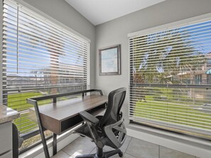 Kitchen/Office
